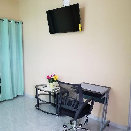Royal View Apartment Plus Ciudad de Belice Exterior foto
