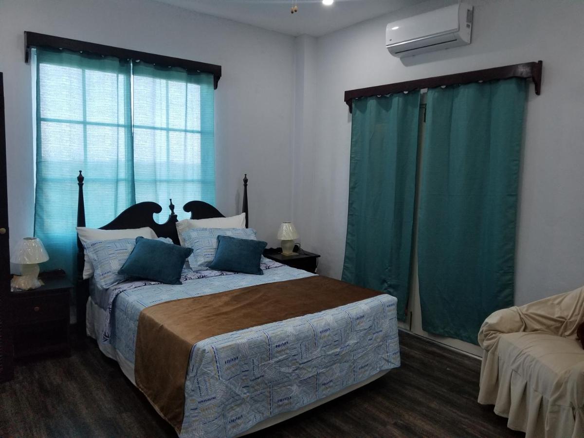 Royal View Apartment Plus Ciudad de Belice Exterior foto