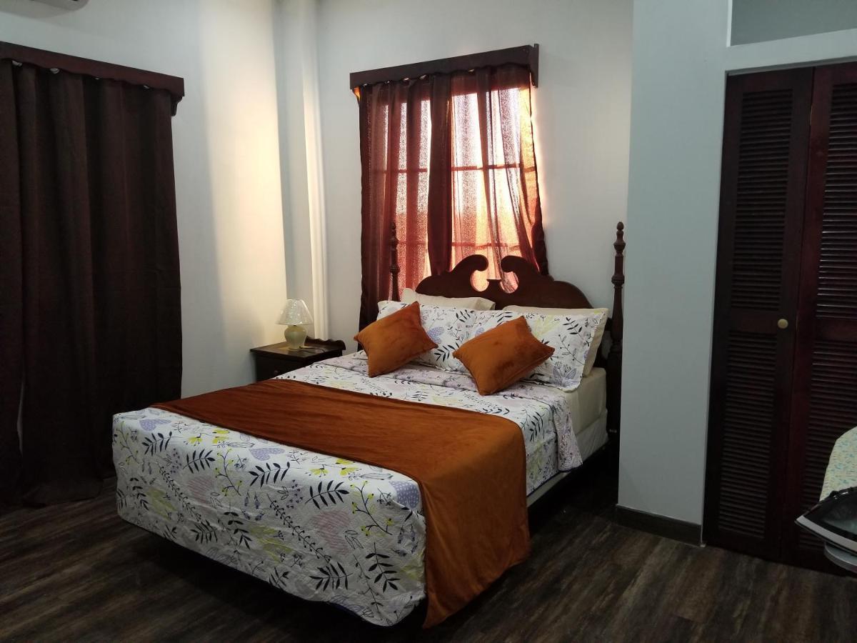 Royal View Apartment Plus Ciudad de Belice Exterior foto